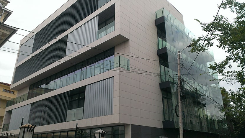 IMOBIL DE BIROURI S+P+4E 